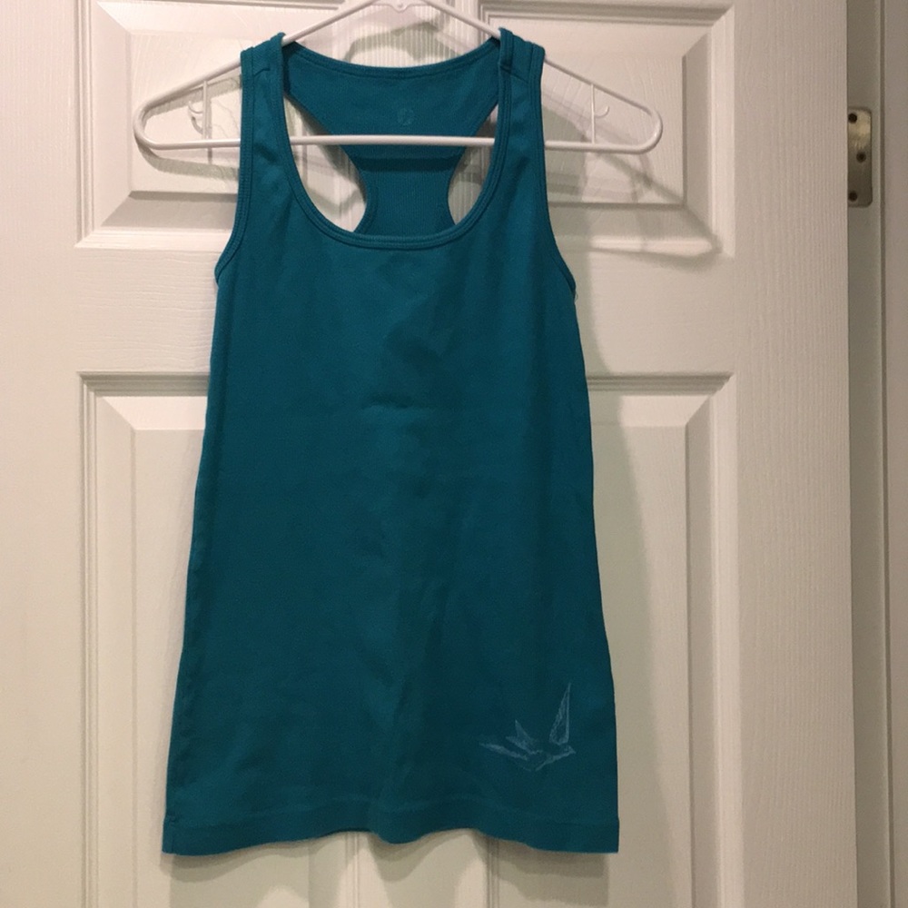 Oiselle ribbed tank
